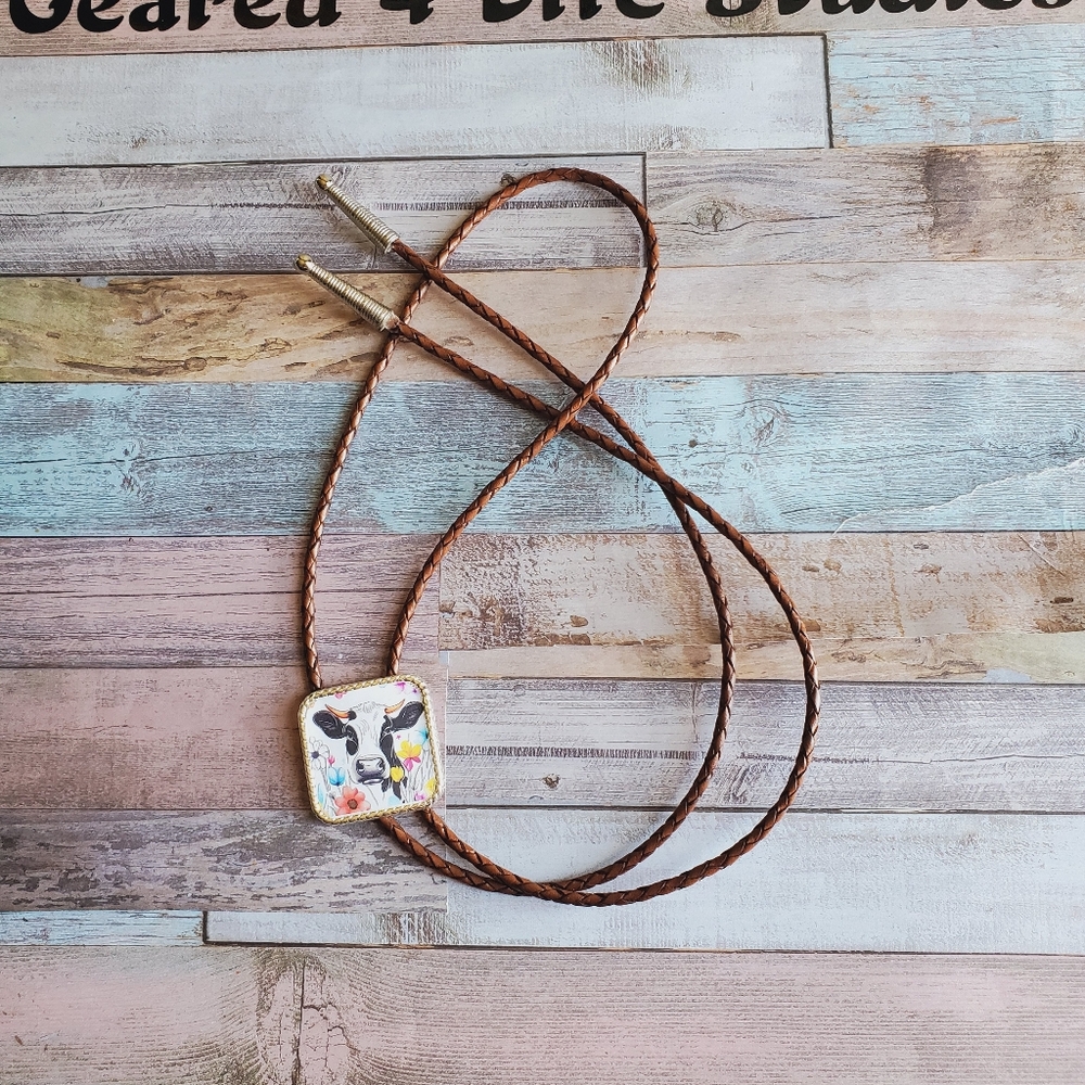 Handmade Western Bolo Tie Western necklace Cowgirl Western Boho Rodeo cow lover